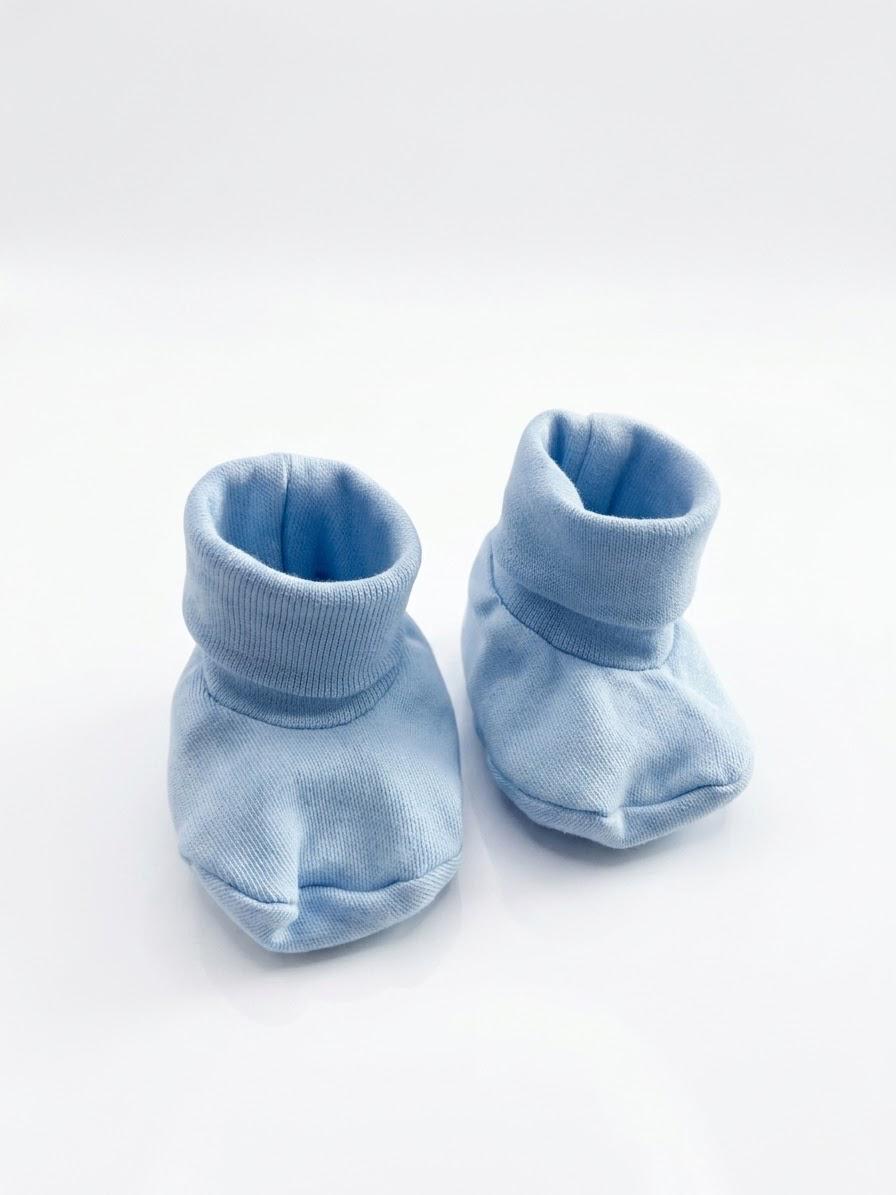 blue ribbed shoes for babies